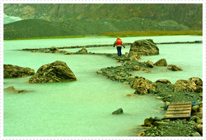 Man-made stone trail to the face of glacier
